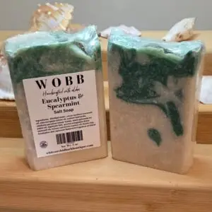 ECALYPTUS & MINT Exfoliating & Detoxing Salt Body Bar