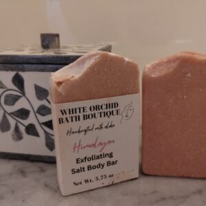 HIMALAYAN Exfoliating & Detoxing Salt Body Bar